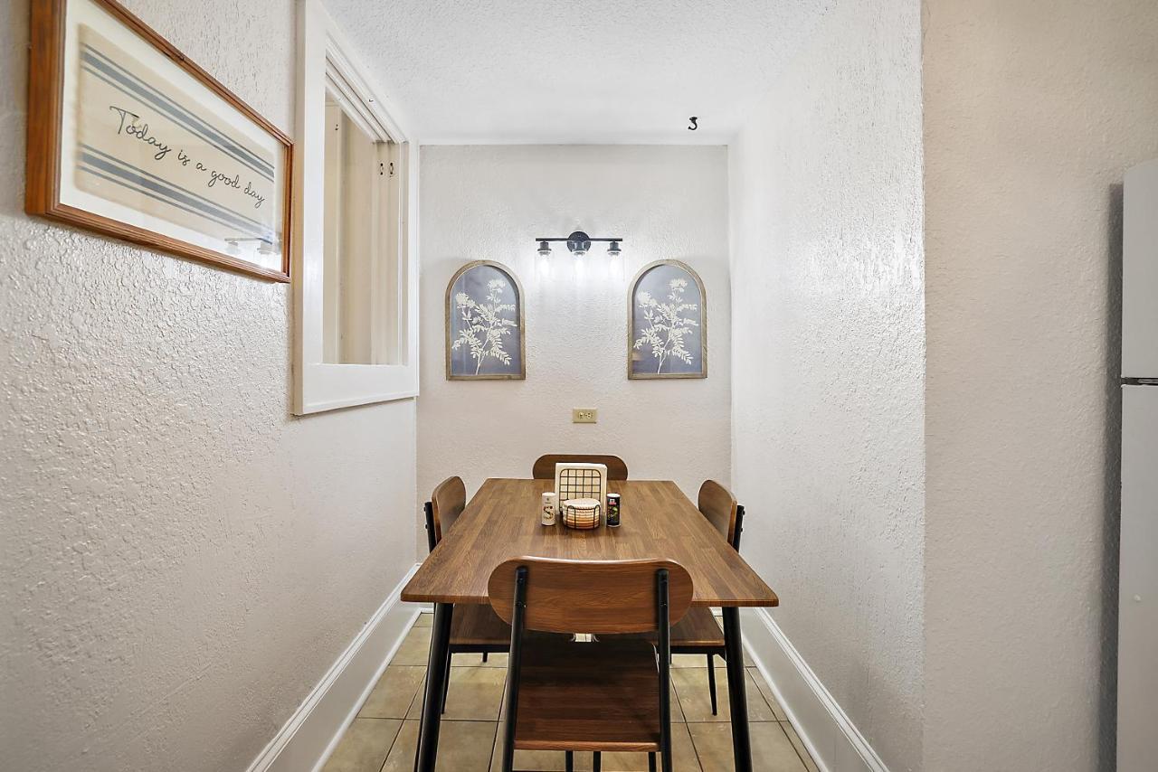 Downtown Den-King Bed~Heart Of Eustis~Queen Sleeper~Upstairs~Bright & Happy Eksteriør billede