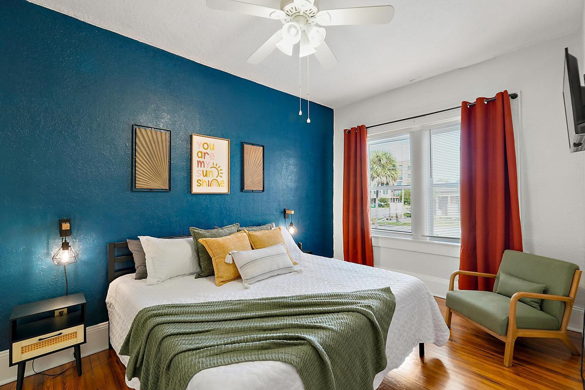 Downtown Den-King Bed~Heart Of Eustis~Queen Sleeper~Upstairs~Bright & Happy Eksteriør billede