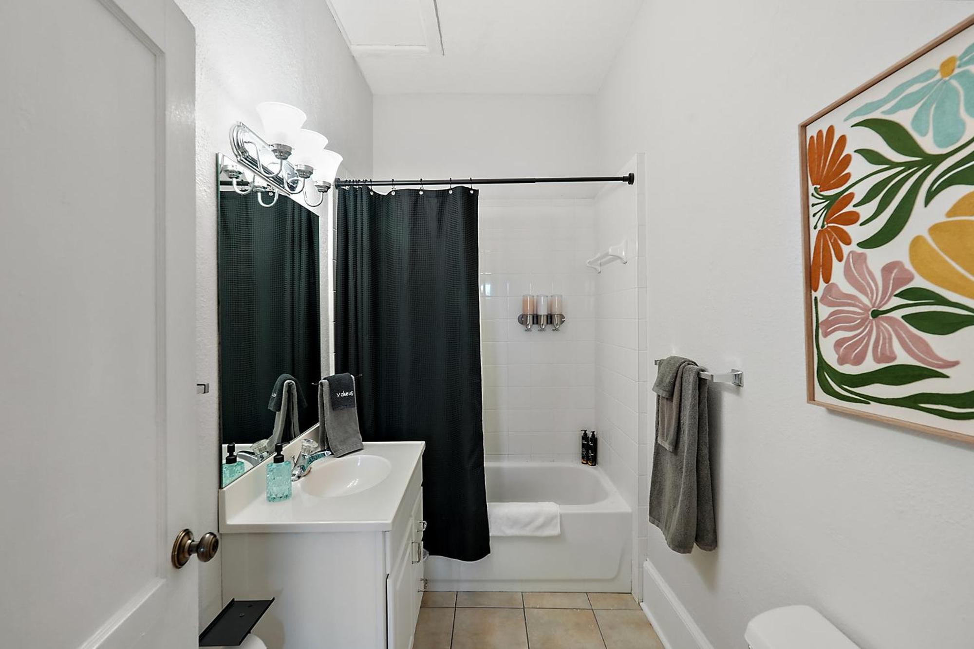 Downtown Den-King Bed~Heart Of Eustis~Queen Sleeper~Upstairs~Bright & Happy Eksteriør billede
